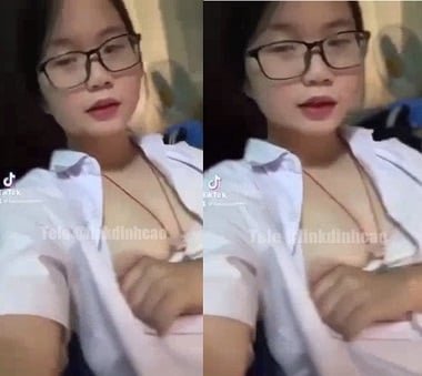 มีเพศสัมพันธ์แม่บ้านที่มีเสน่ห์