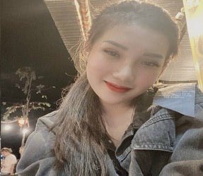 Huong Chi เซ็กซี่ในการสำรวจเพศใหม่